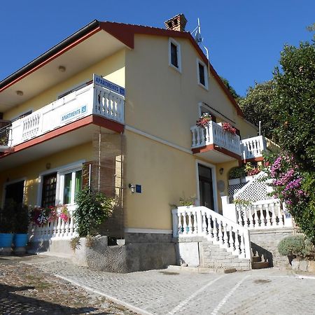 Apartment Vivoda Opatija Luaran gambar