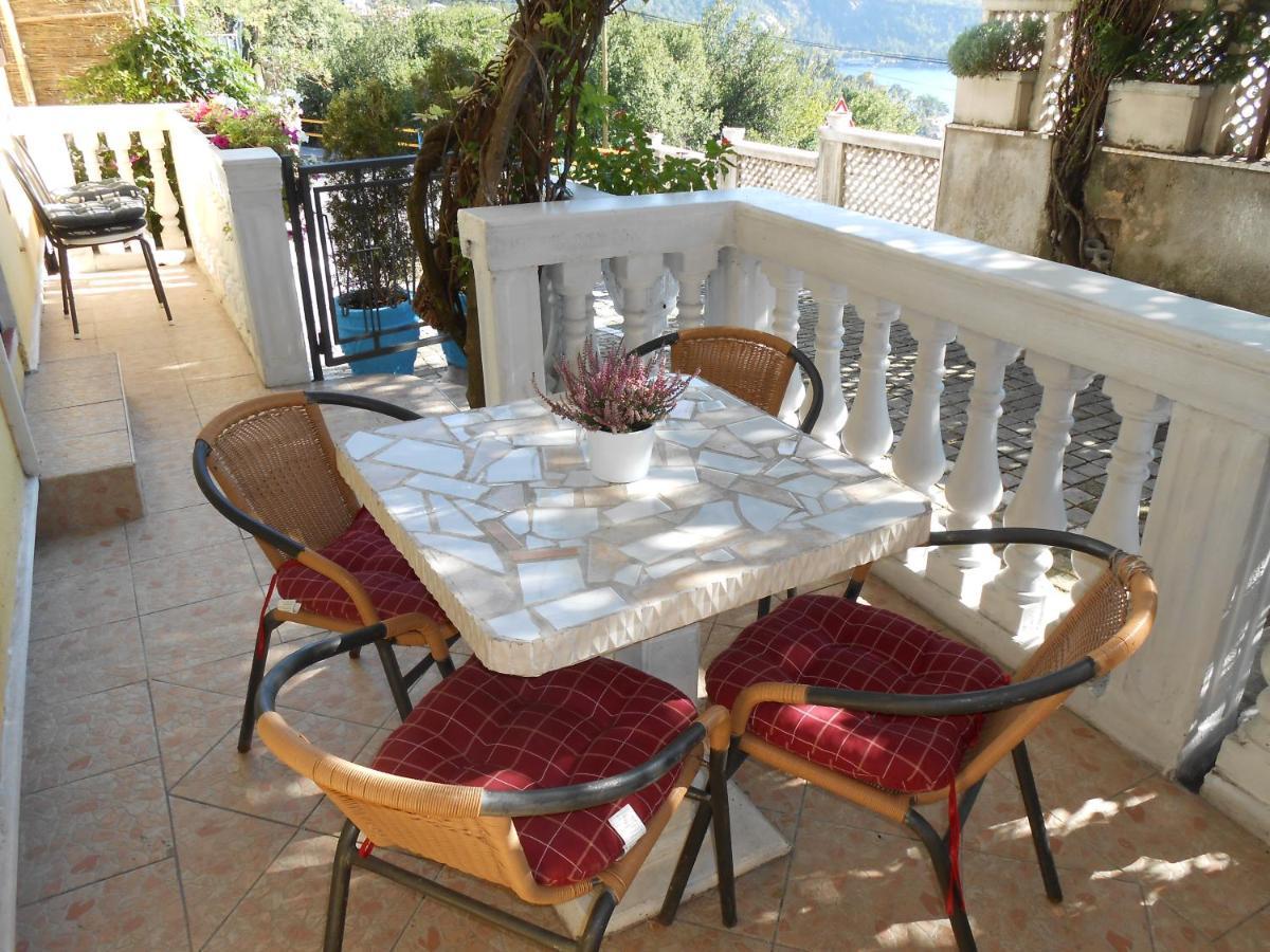Apartment Vivoda Opatija Luaran gambar